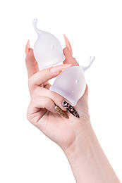 Менструальная чаша Satisfyer Feel Secure, 2 шт в наборе, силикон, прозрачный